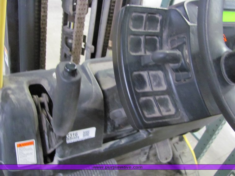 image for item 3316 Hyster 30 Fortis forklift