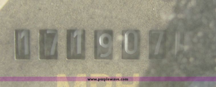 image for item 3423 1994 Ford LT8000 concrete truck