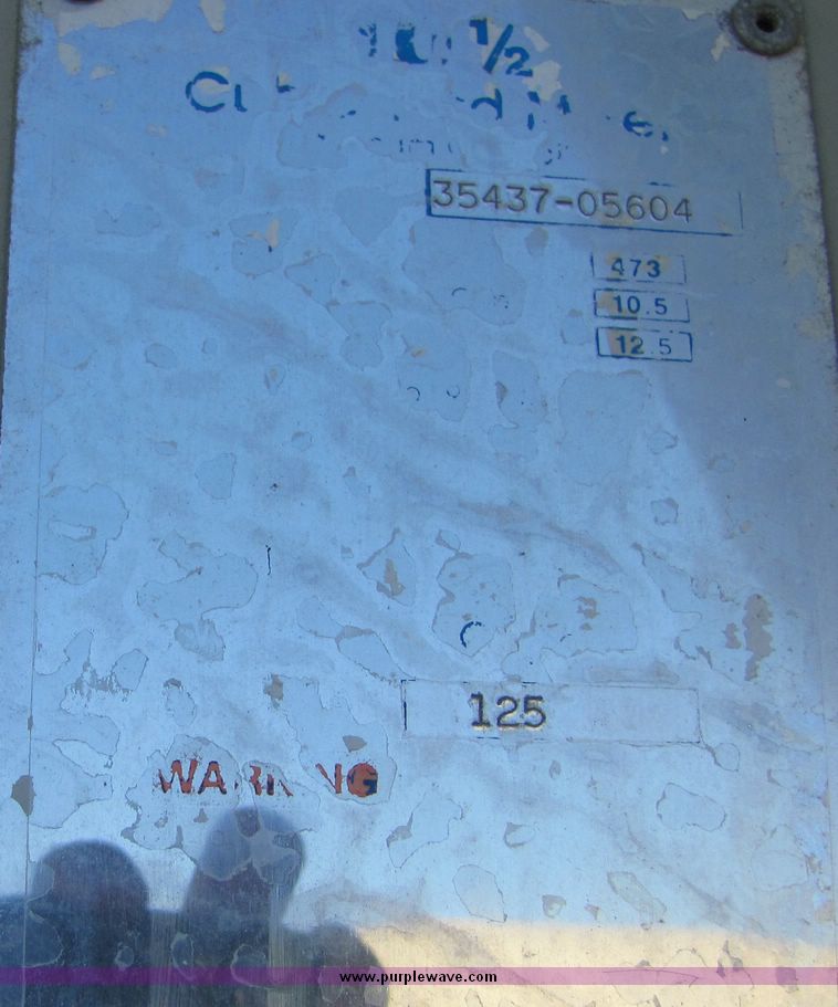 image for item 3423 1994 Ford LT8000 concrete truck