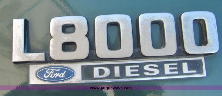 image for item 3423 1994 Ford LT8000 concrete truck