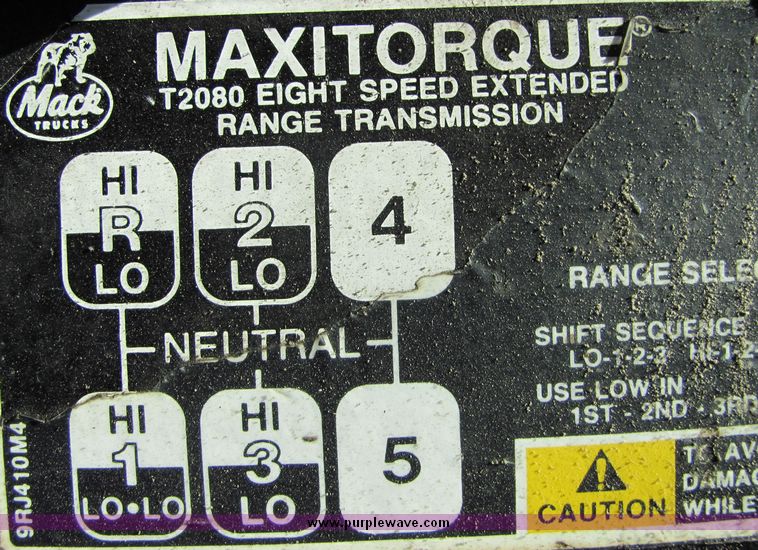 image for item 3424 1991 Mack concrete truck