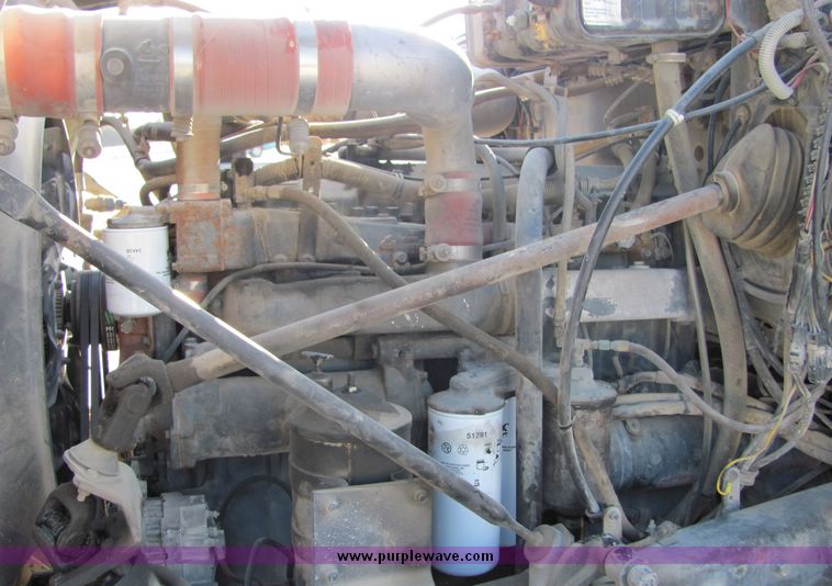 image for item 3424 1991 Mack concrete truck