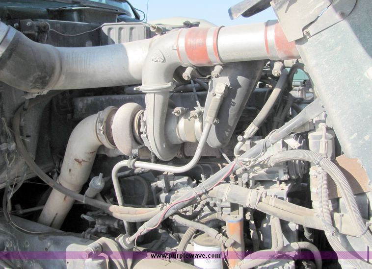 image for item 3424 1991 Mack concrete truck