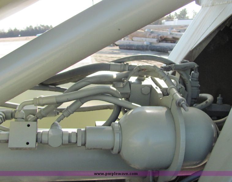 image for item 3424 1991 Mack concrete truck