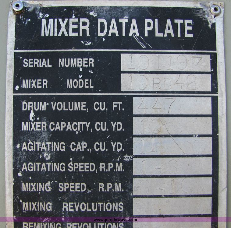 image for item 3424 1991 Mack concrete truck