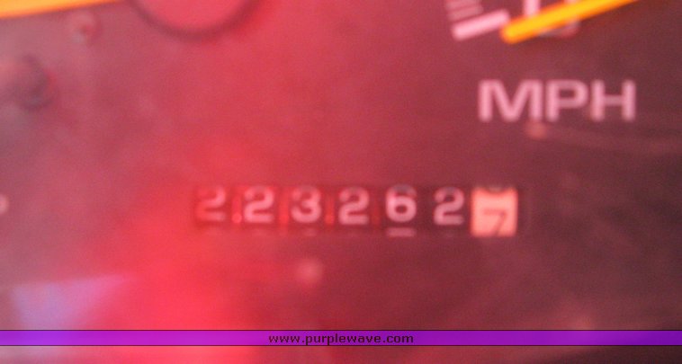 image for item 3542 1996 Chevrolet C2500 extended cab pickup truck