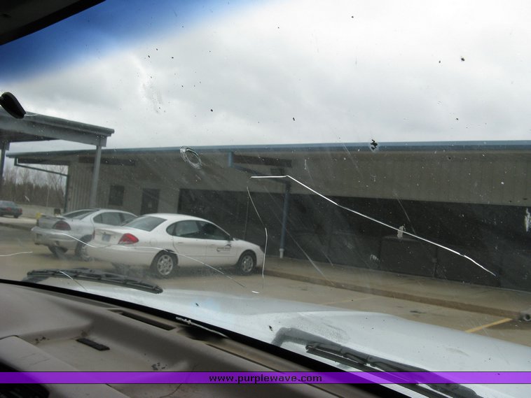 image for item 3543 1996 Ford F350 pickup truck