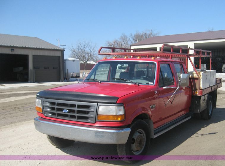 image for item 3947 1996 Ford F-350 pickup with custom flatbed