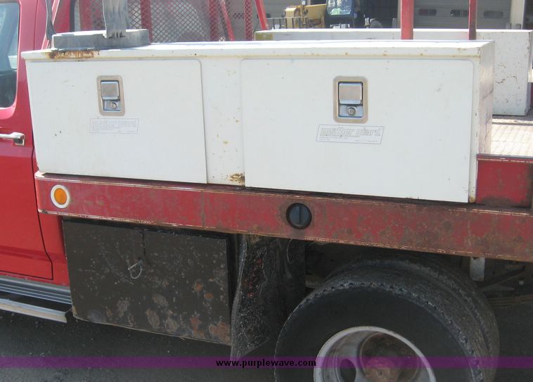 image for item 3947 1996 Ford F-350 pickup with custom flatbed