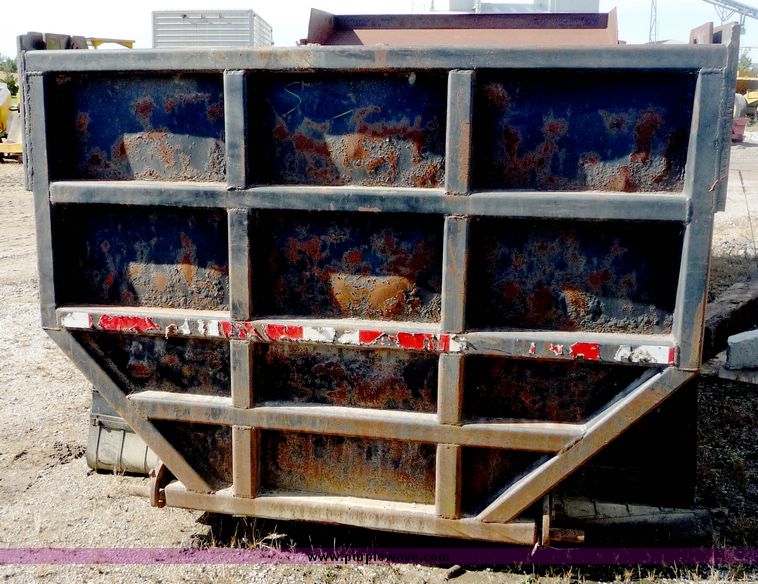 image for item 4032 15' barrel bed with end gate