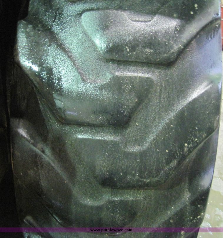 image for item 4582 1980 John Deere 762 paddle scrapper