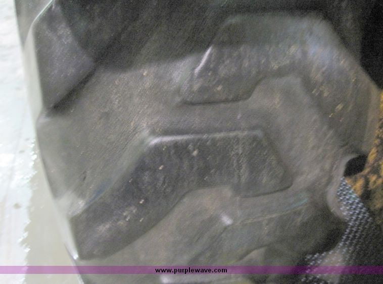 image for item 4582 1980 John Deere 762 paddle scrapper