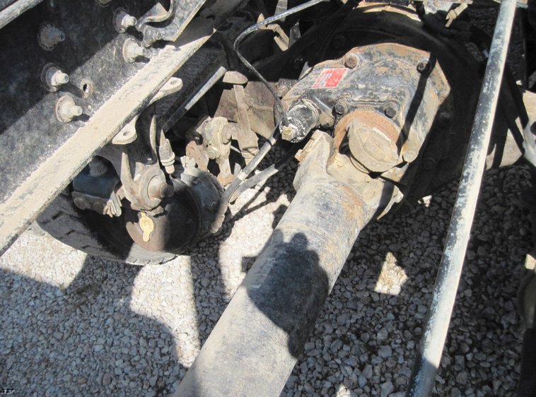 image for item 4682 1987 Peterbilt Conventional 359 tandem axle dump truck