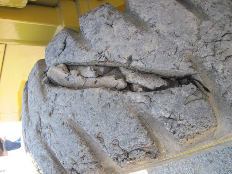 image for item 4683 1995 Caterpillar IT14F wheel loader