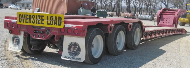 image for item 4684 2006 Fontaine TA51H 55 ton specialized low boy trailer