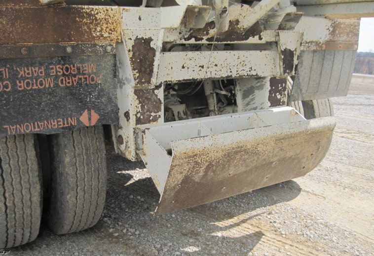 image for item 4685 2001 CPS tandem axle belly dump trailer