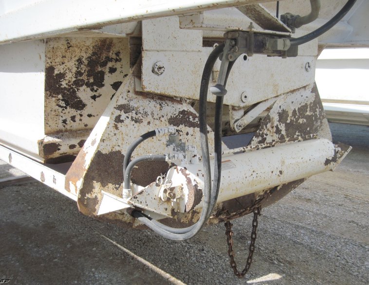 image for item 4686 2001 Trail Blazer tandem axle belly dump trailer