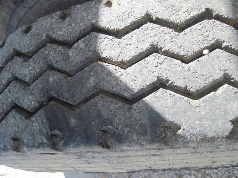 image for item 4686 2001 Trail Blazer tandem axle belly dump trailer