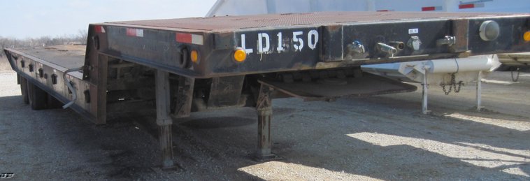 image for item 4688 1984 Landall deck over tandem axle trailer