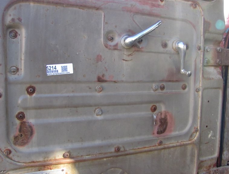 image for item 5214 1976 Mack tandem axle dump truck