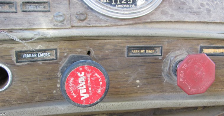 image for item 5214 1976 Mack tandem axle dump truck