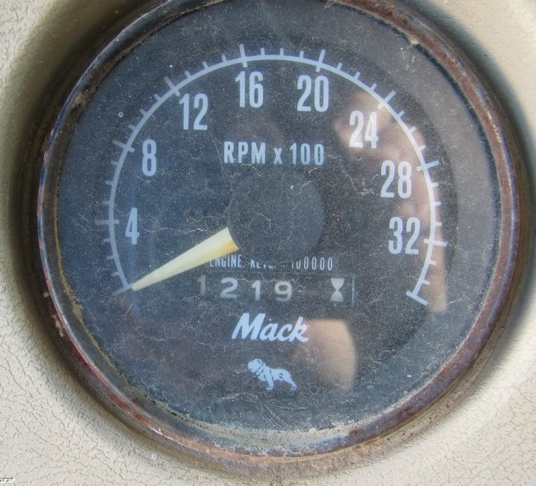 image for item 5214 1976 Mack tandem axle dump truck