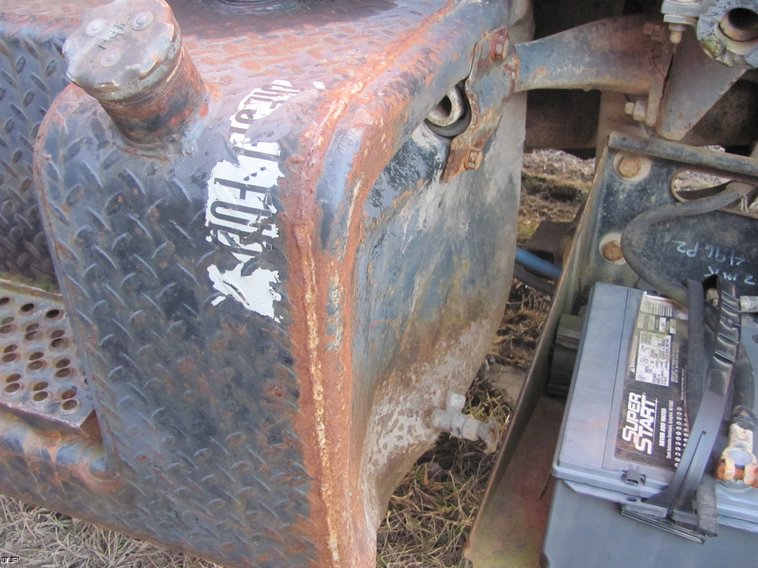 image for item 5214 1976 Mack tandem axle dump truck