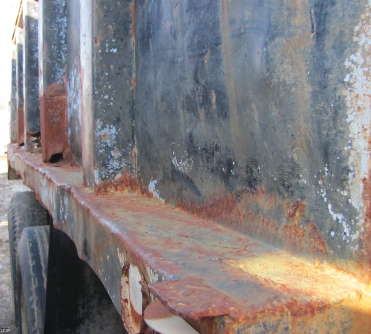 image for item 5214 1976 Mack tandem axle dump truck