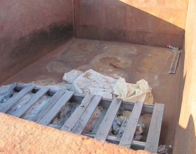 image for item 5214 1976 Mack tandem axle dump truck