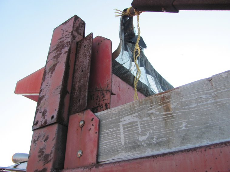 image for item 5215 1982 Mack R600 tandem axle dump truck