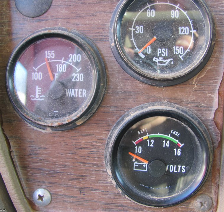 image for item 5216 1986 Mack R600 tandem axle dump truck