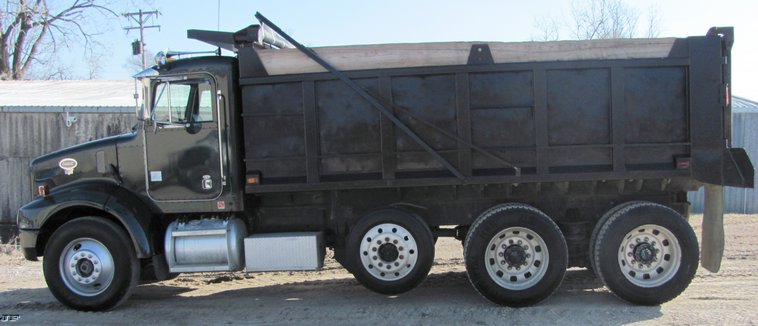 image for item 5217 2000 Peterbilt Conventional 330 dump truck