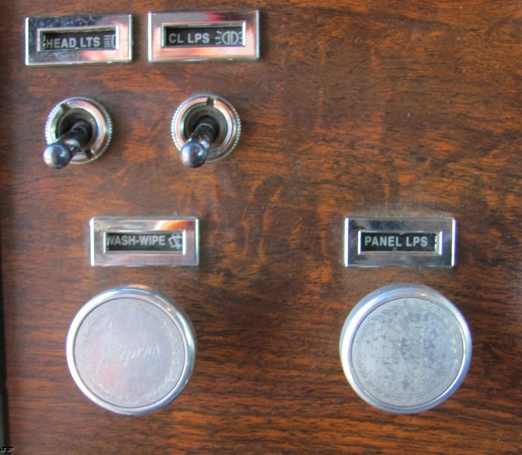 image for item 5217 2000 Peterbilt Conventional 330 dump truck