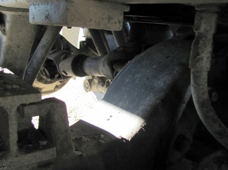 image for item 5217 2000 Peterbilt Conventional 330 dump truck