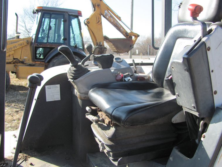 image for item 5219 1998 Bobcat 331 compact excavator