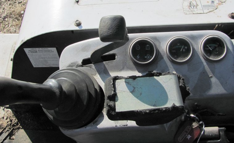 image for item 5219 1998 Bobcat 331 compact excavator