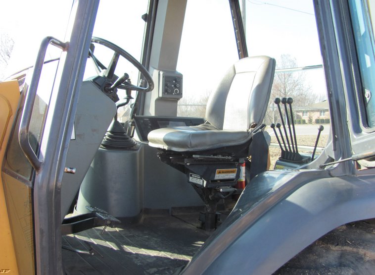 image for item 5221 1997 Case 580L loader backhoe