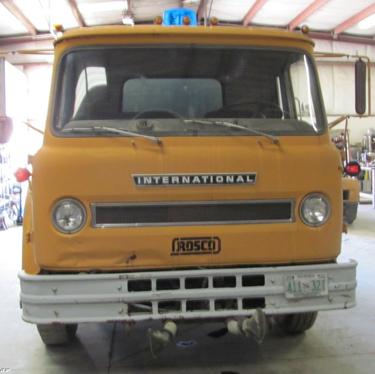 image for item 5225 1973 International C01910A water truck
