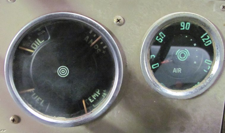 image for item 5225 1973 International C01910A water truck