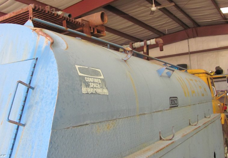 image for item 5225 1973 International C01910A water truck