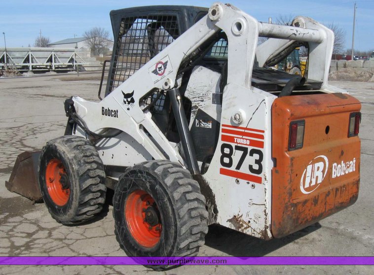 image for item 5327 Bobcat 873 skid steer