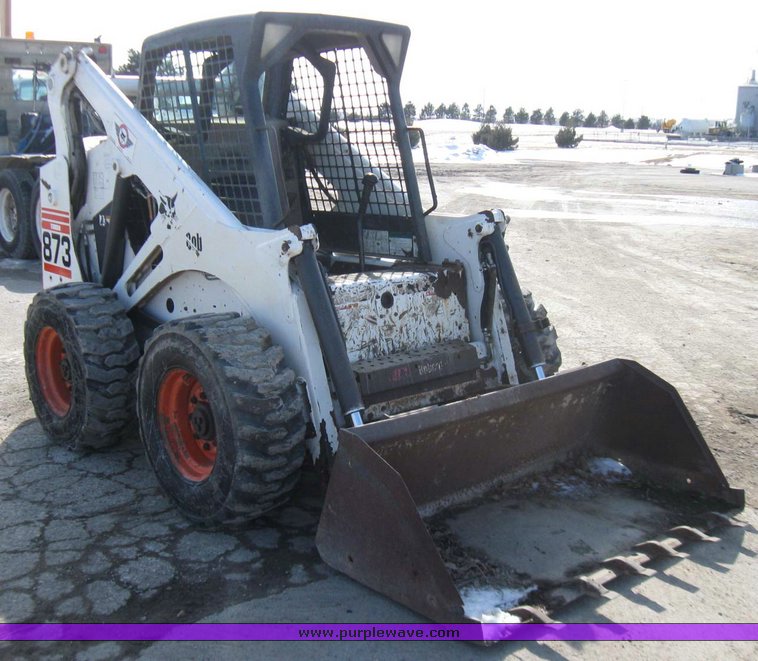 image for item 5327 Bobcat 873 skid steer