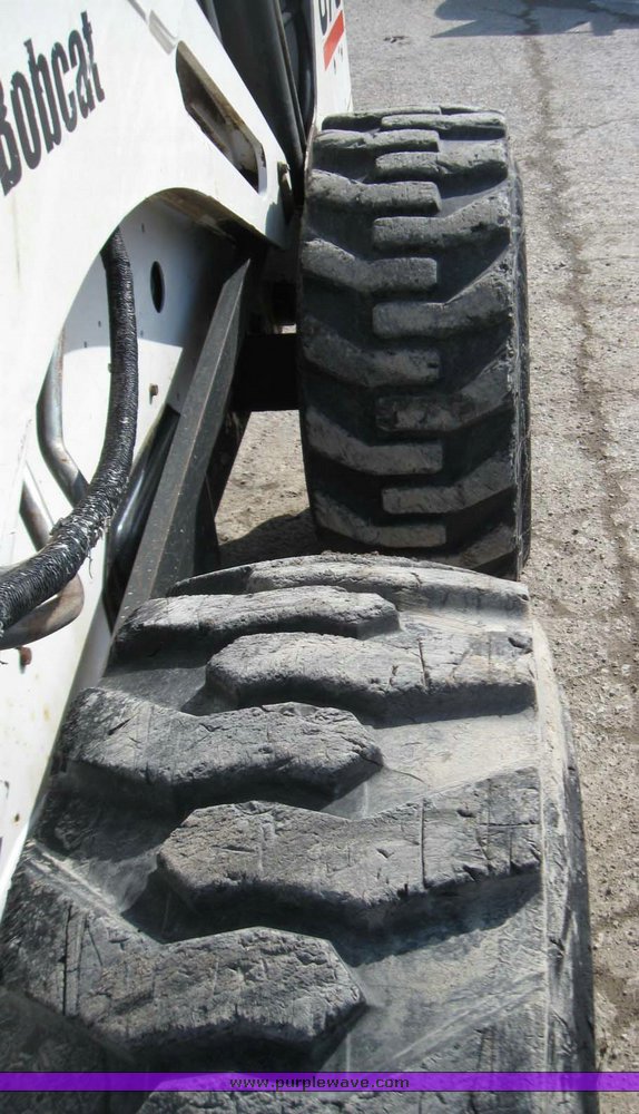 image for item 5327 Bobcat 873 skid steer