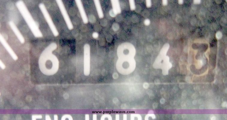 image for item 5454 1991 International Series 4900 dump truck