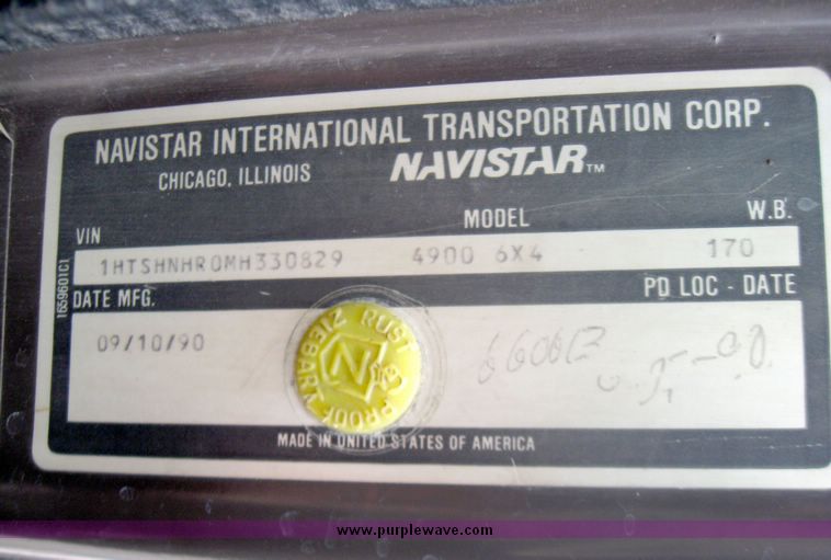 image for item 5454 1991 International Series 4900 dump truck