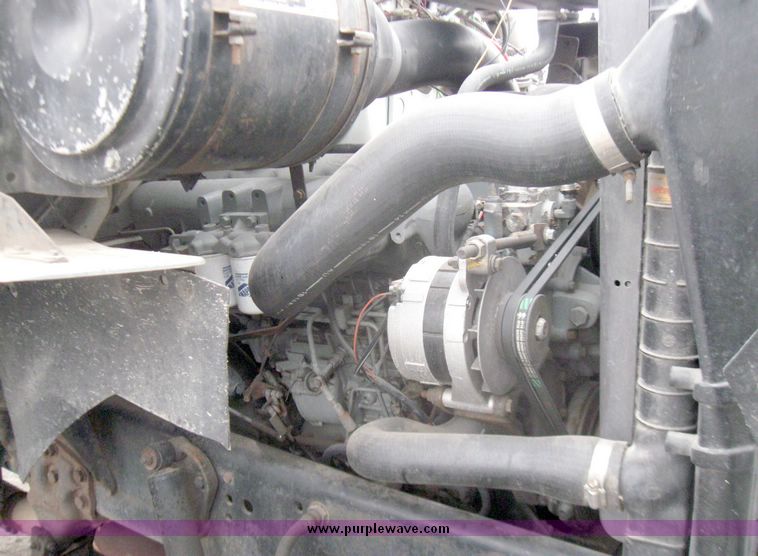 image for item 5457 1991 Ford Conventional LN8000F tractor truck