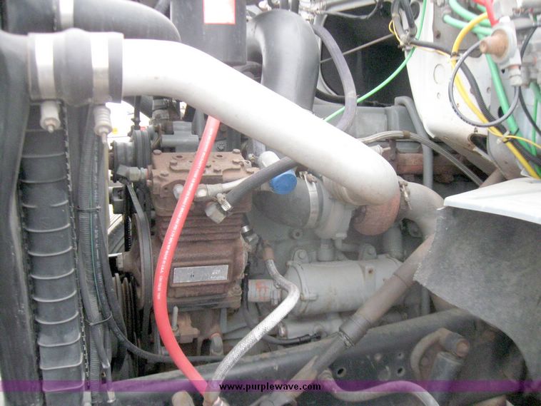 image for item 5457 1991 Ford Conventional LN8000F tractor truck