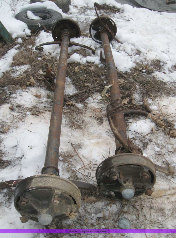 (2) Dexter axles with springs and hubs in Moberly, MO Item 5482 sold Purple Wave