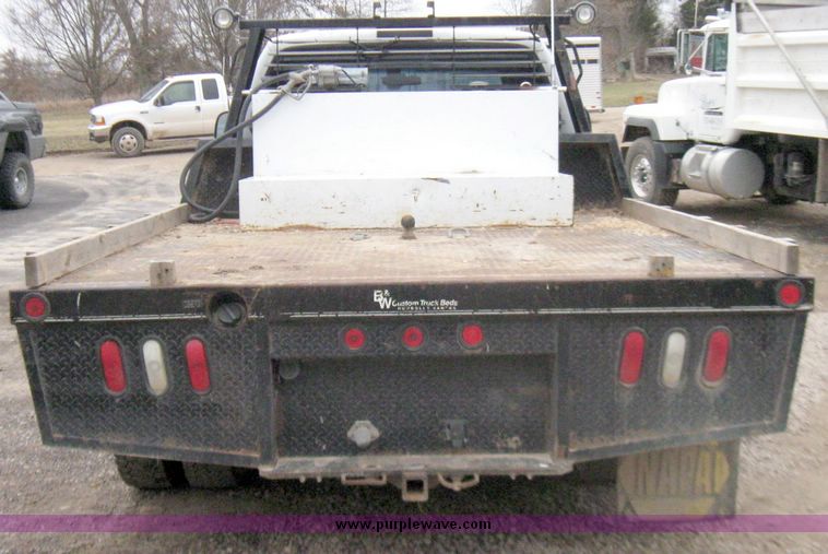 image for item 5571 1999 Ford F-450 Super Duty flatbed pickup