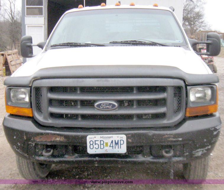 image for item 5571 1999 Ford F-450 Super Duty flatbed pickup